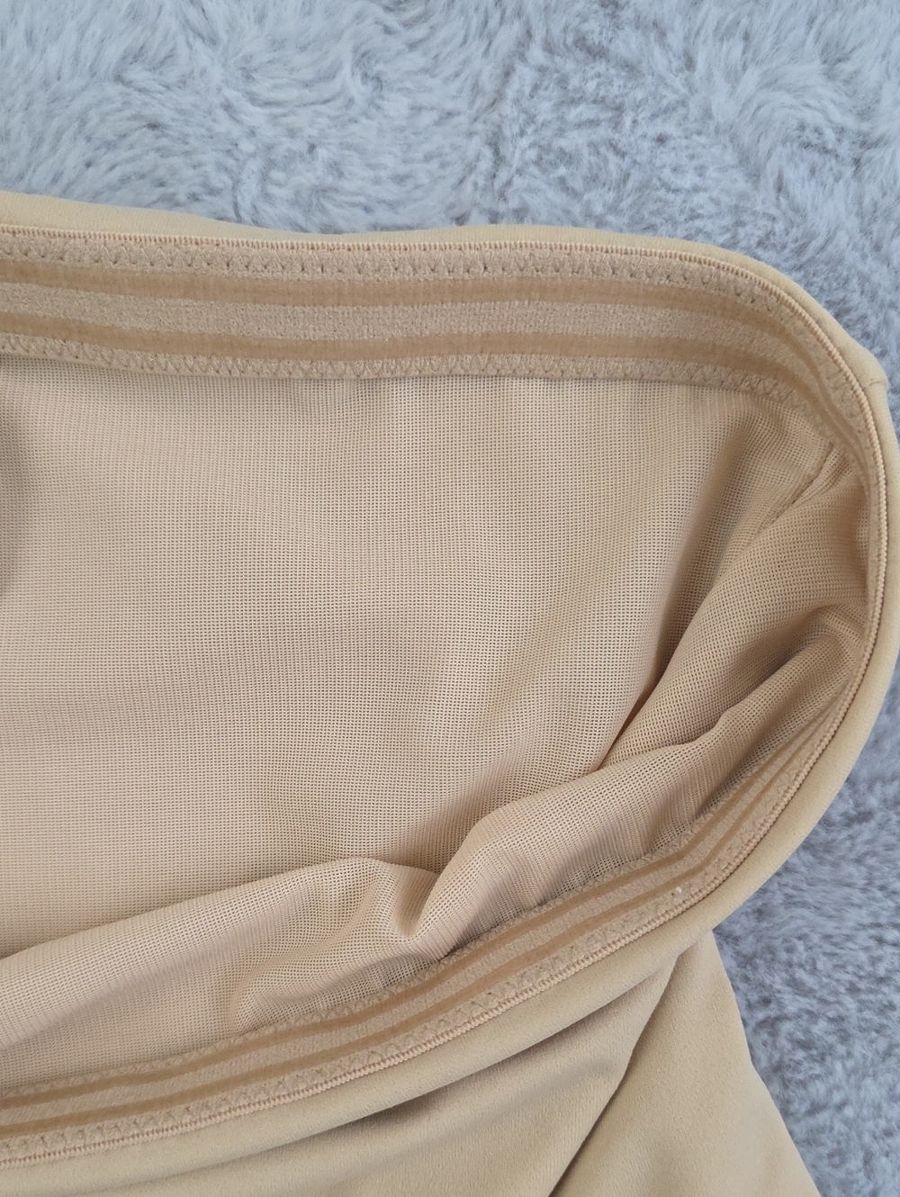Maidenform Nude High Waist Shapewear Shorts Tummy Control Size L/6 - Picture 8 of 11